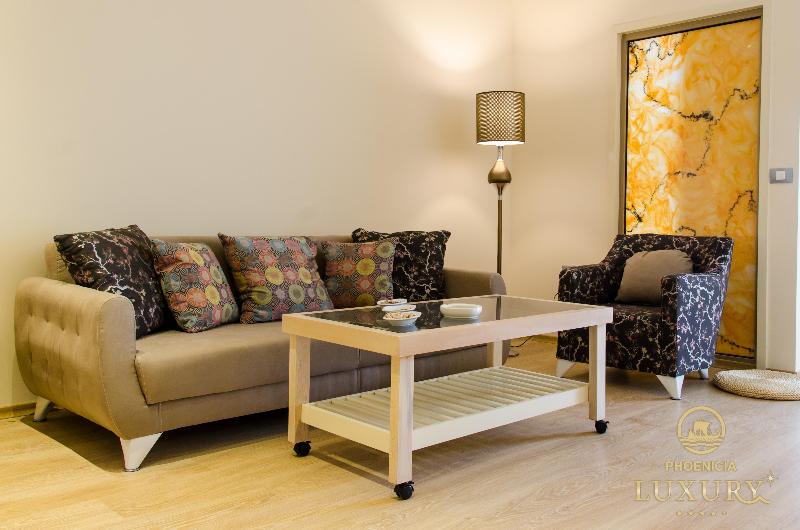 Phoenicia Luxury - Oda