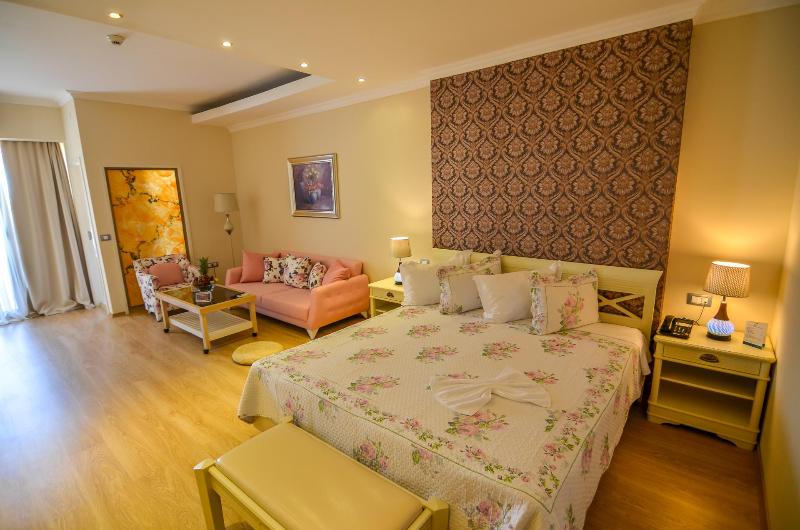 Phoenicia Luxury - Oda