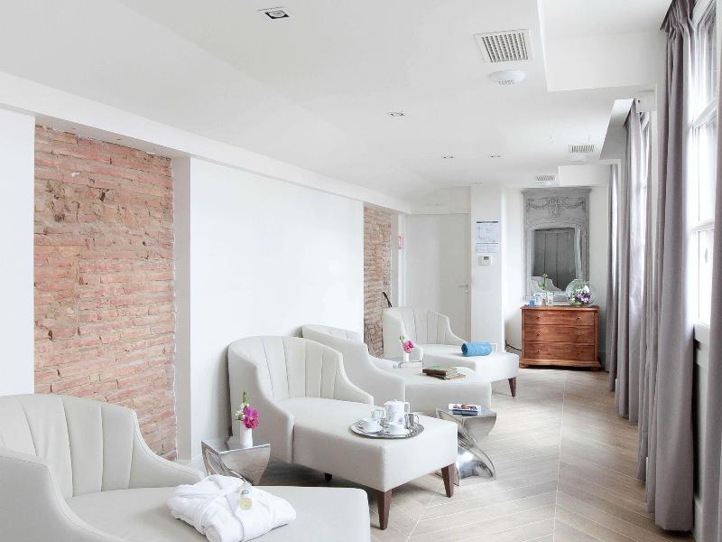 La Cour Des Consuls Hôtel & Spa Toulouse - - Genel