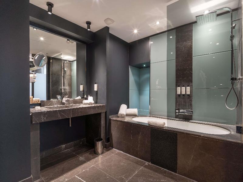La Cour Des Consuls Hôtel & Spa Toulouse - - Oda