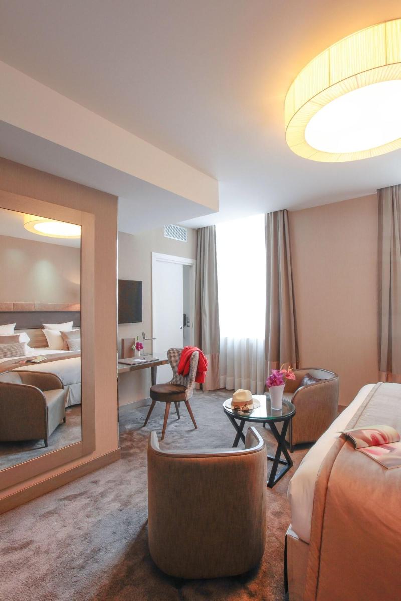 La Cour Des Consuls Hôtel & Spa Toulouse - - Oda