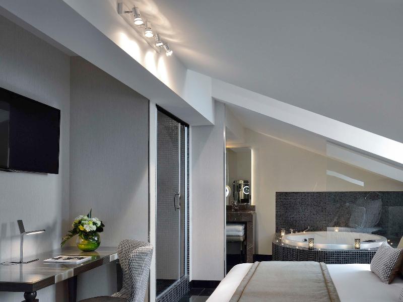 La Cour Des Consuls Hôtel & Spa Toulouse - - Oda