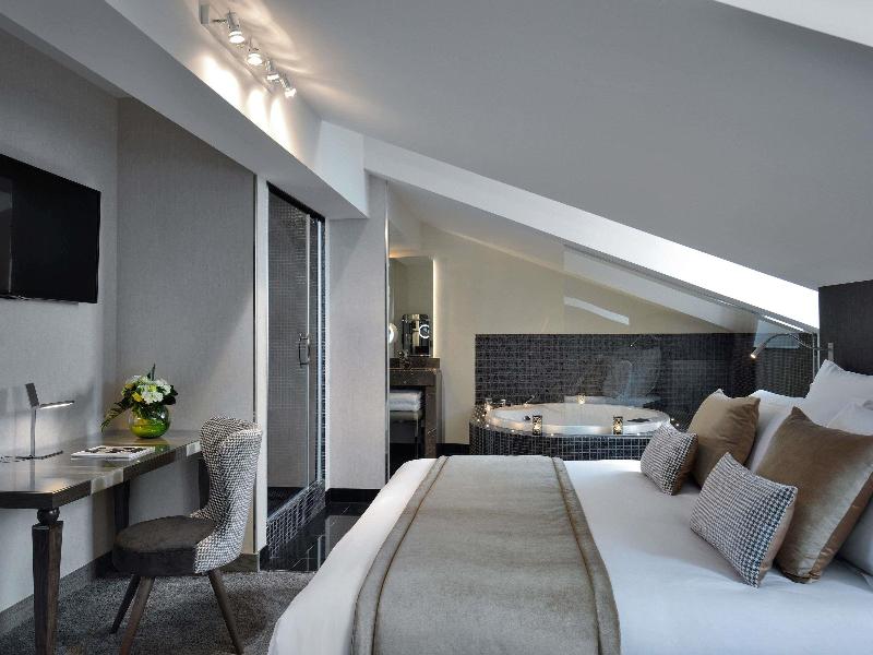 La Cour Des Consuls Hôtel & Spa Toulouse - - Oda