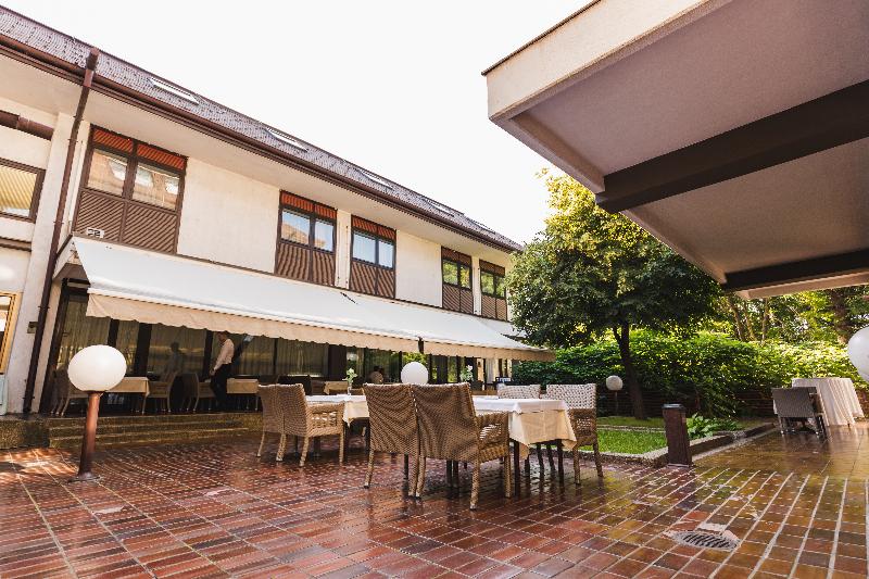 Hotel M - Teras