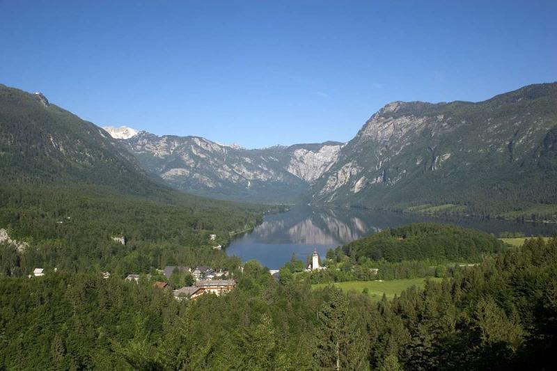 Hotel Jezero - Genel
