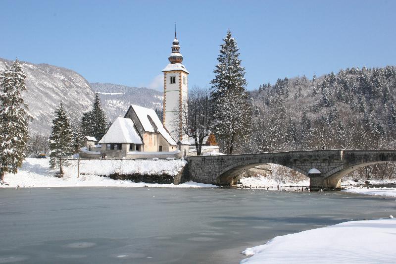 Hotel Jezero - Genel