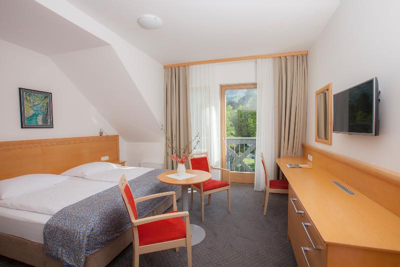 Hotel Jezero - Genel