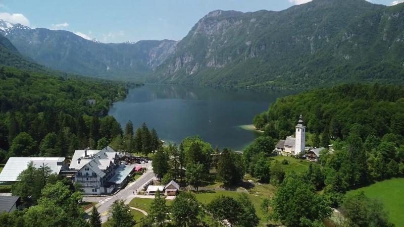 Hotel Jezero - Genel
