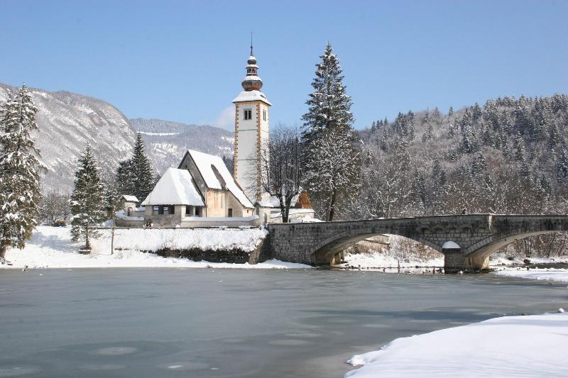 Hotel Jezero - Genel