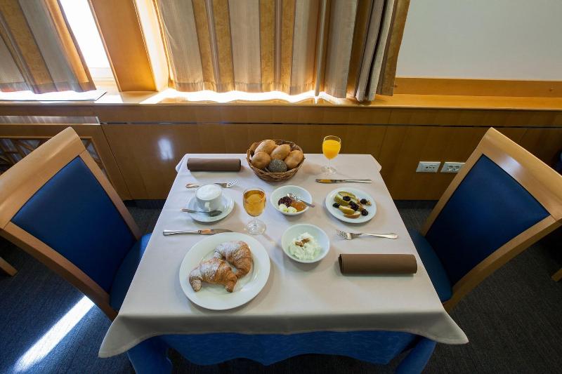 Hotel Jezero - Restoran