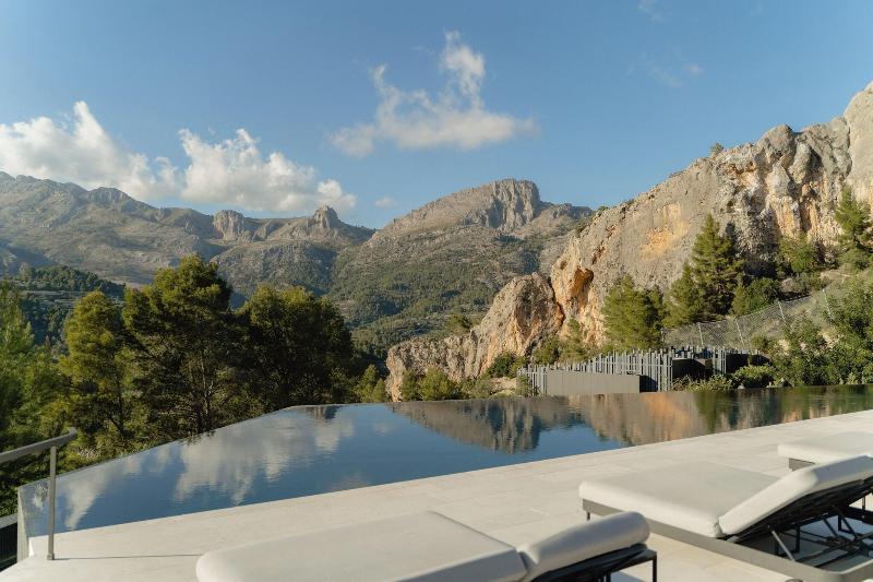 VIVOOD Landscape Hotel - Havuz