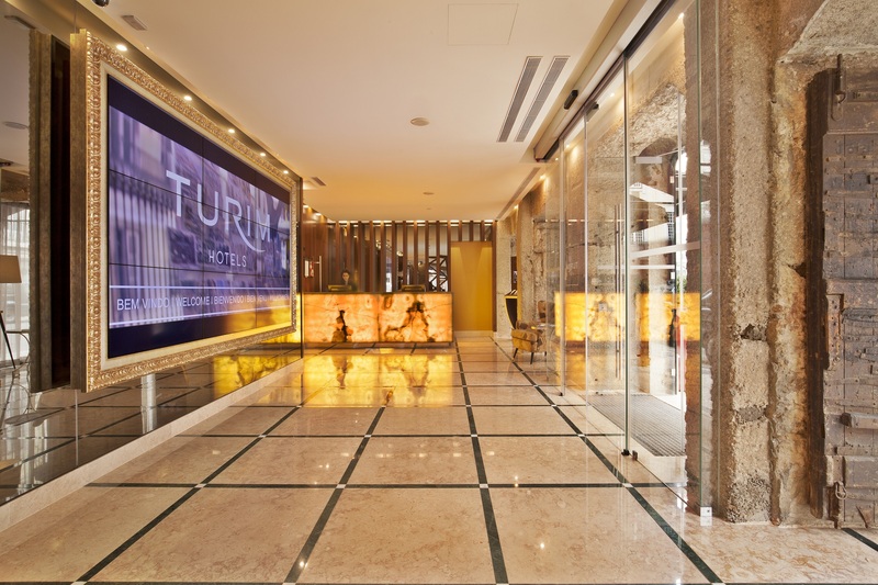 TURIM Terreiro do Paco Hotel - Lobi