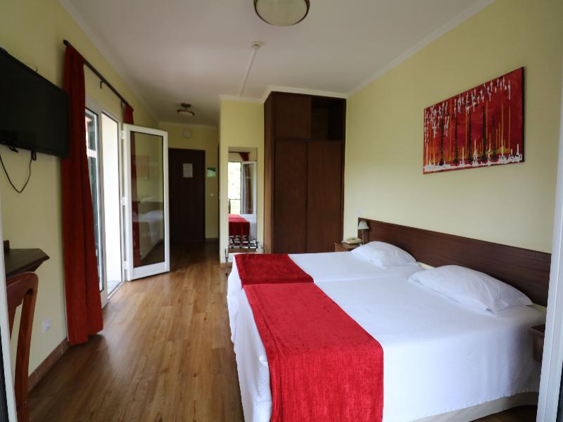 Valley View Hotel Encumeada - Oda