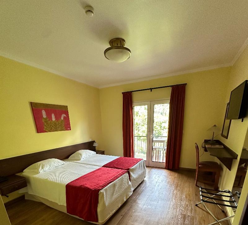 Valley View Hotel Encumeada - Oda