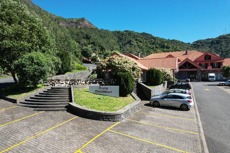 Valley View Hotel Encumeada - Teras