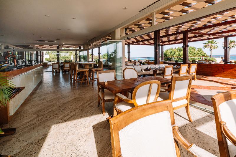 Grande Real Santa Eulalia Resort & Hotel Spa - Bar
