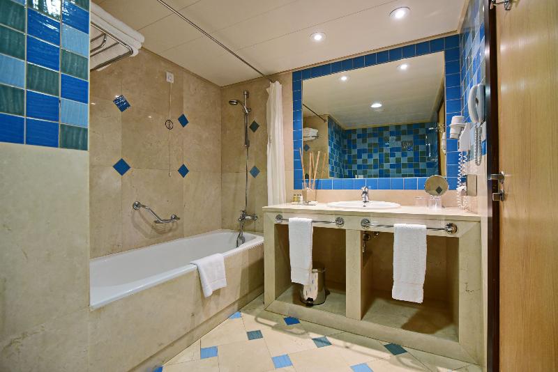 Grande Real Santa Eulalia Resort & Hotel Spa - Oda