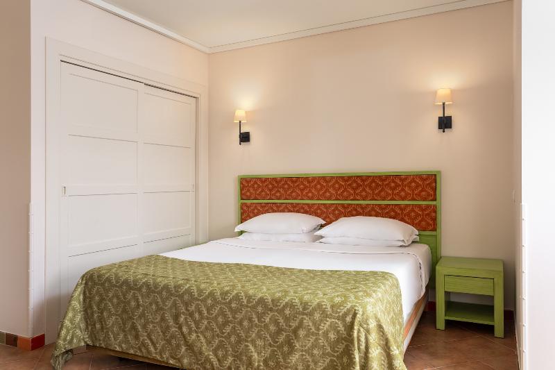 Grande Real Santa Eulalia Resort & Hotel Spa - Oda