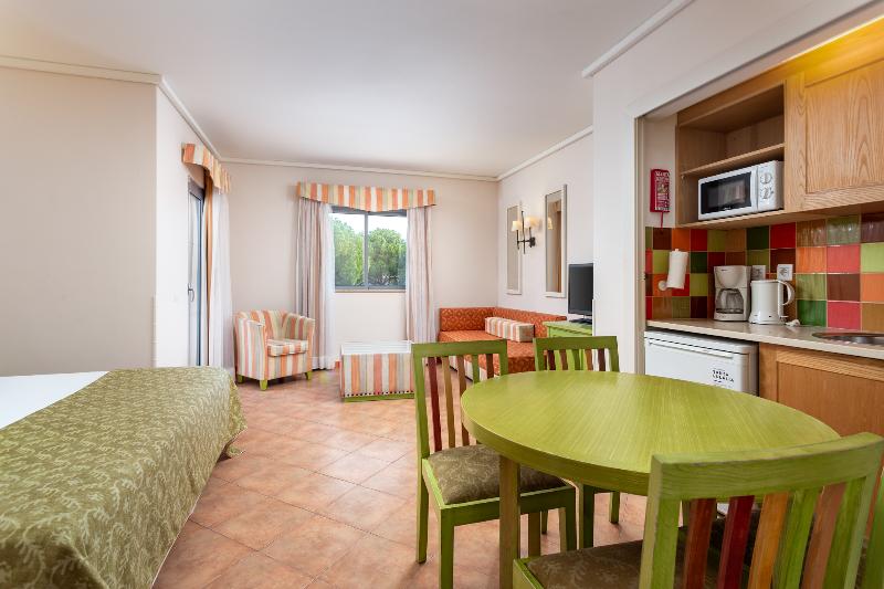 Grande Real Santa Eulalia Resort & Hotel Spa - Oda