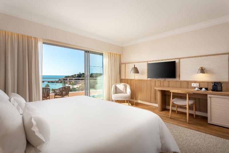 Grande Real Santa Eulalia Resort & Hotel Spa - Oda