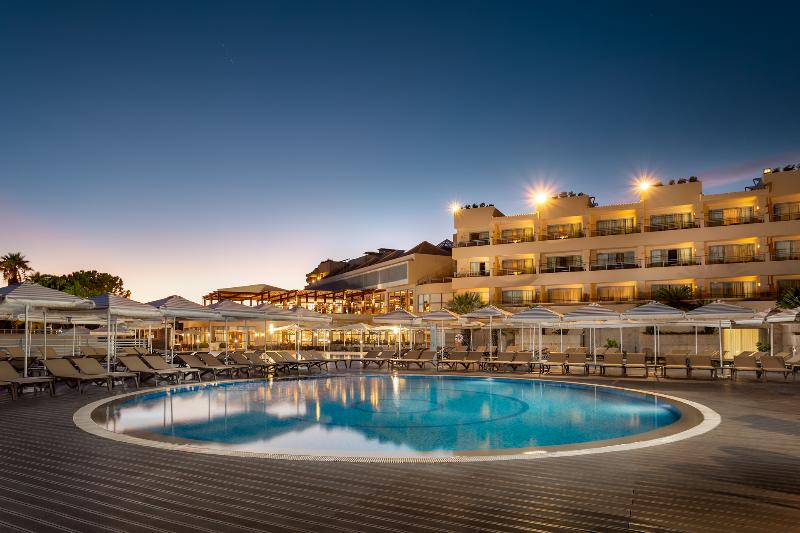 Grande Real Santa Eulalia Resort & Hotel Spa - Havuz