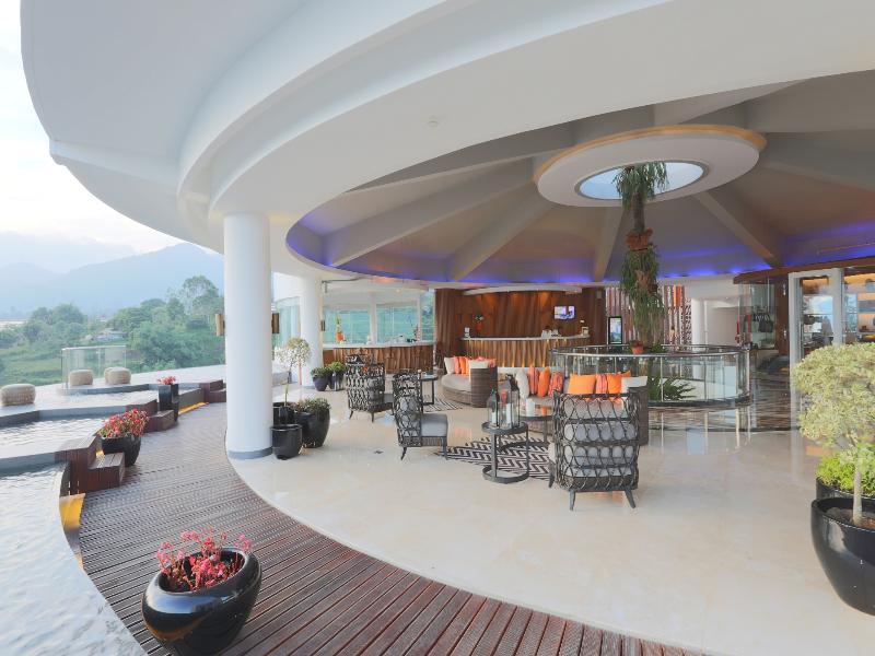 Pesona Alam Resort & Spa Puncak - Lobi