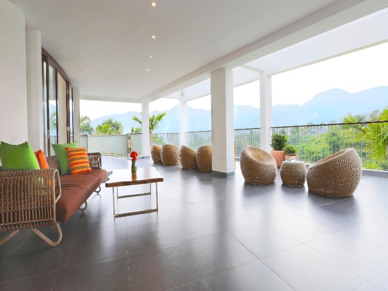 Pesona Alam Resort & Spa Puncak - Teras