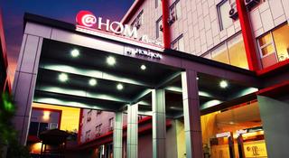 @Hom Premiere Cilacap otel fotoğrafı