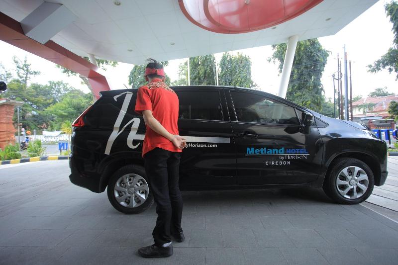 Metland Hotel Cirebon By Horison - Genel
