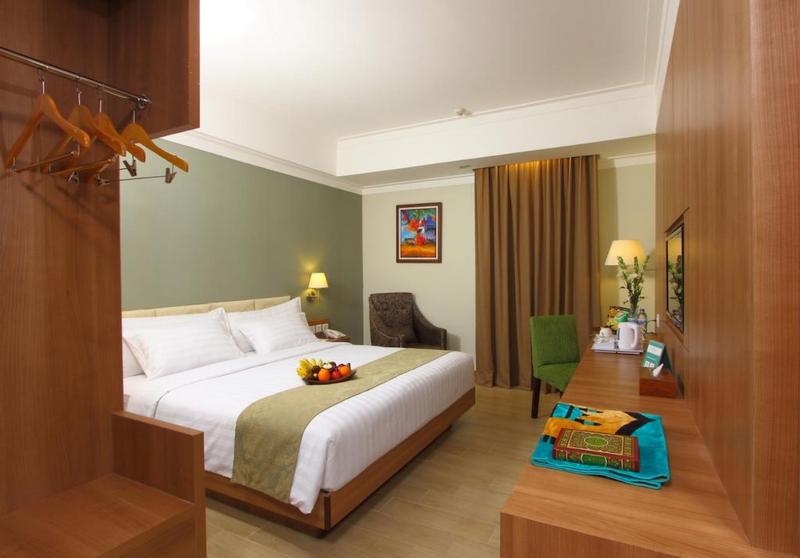 Hotel Horison Aziza Solo - Oda