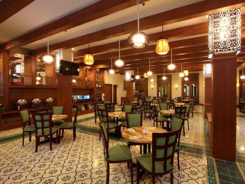 Hotel Horison Aziza Solo - Restoran