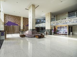 Quest San Denpasar by ASTON fotoÄŸrafÄ±