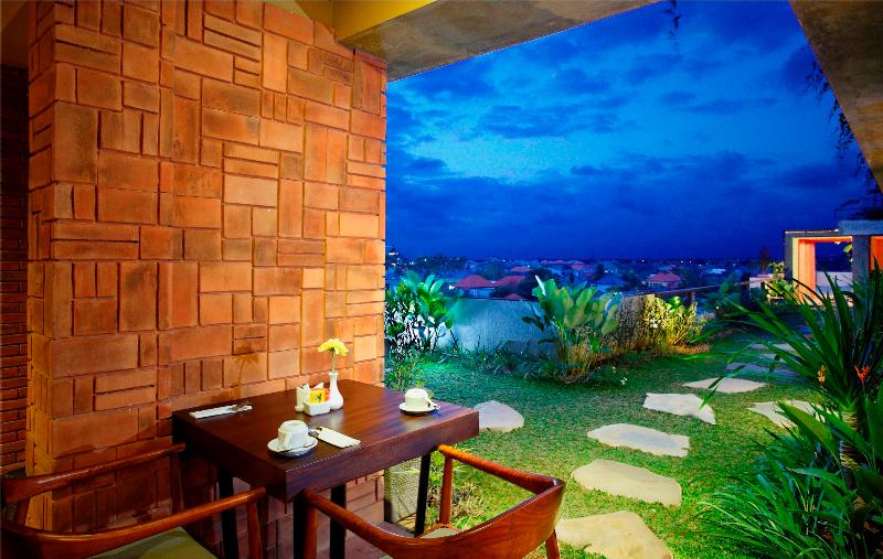 The Visala Boutique Suites Seminyak - Restoran