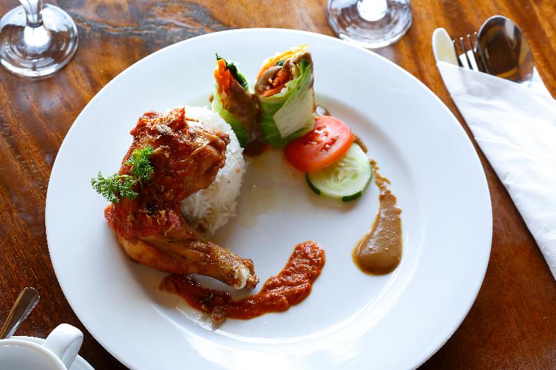 The Visala Boutique Suites Seminyak - Restoran