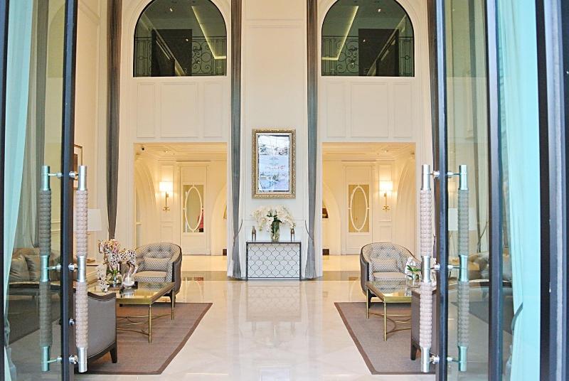 SN Plus Hotel - Lobi