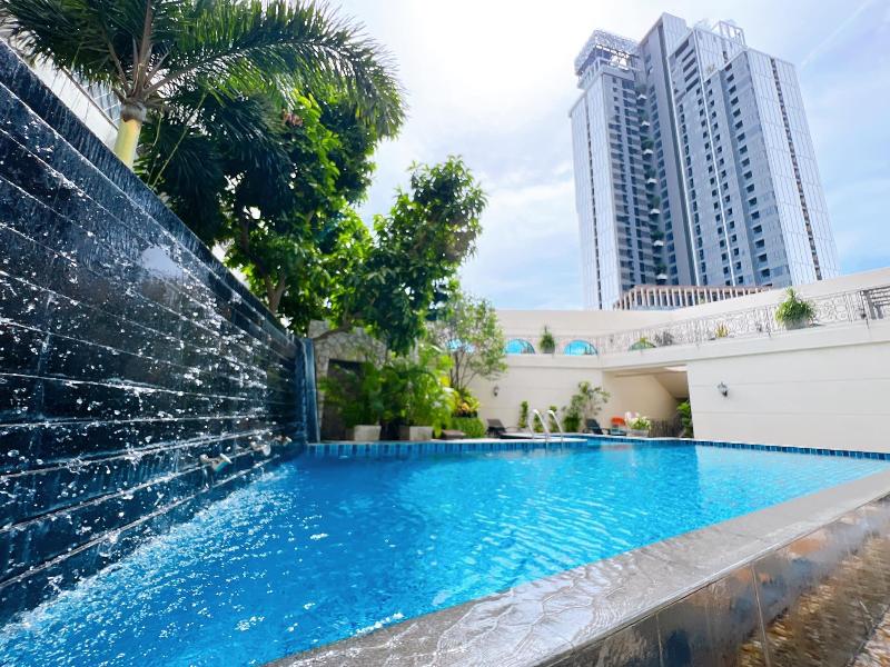 SN Plus Hotel - Havuz