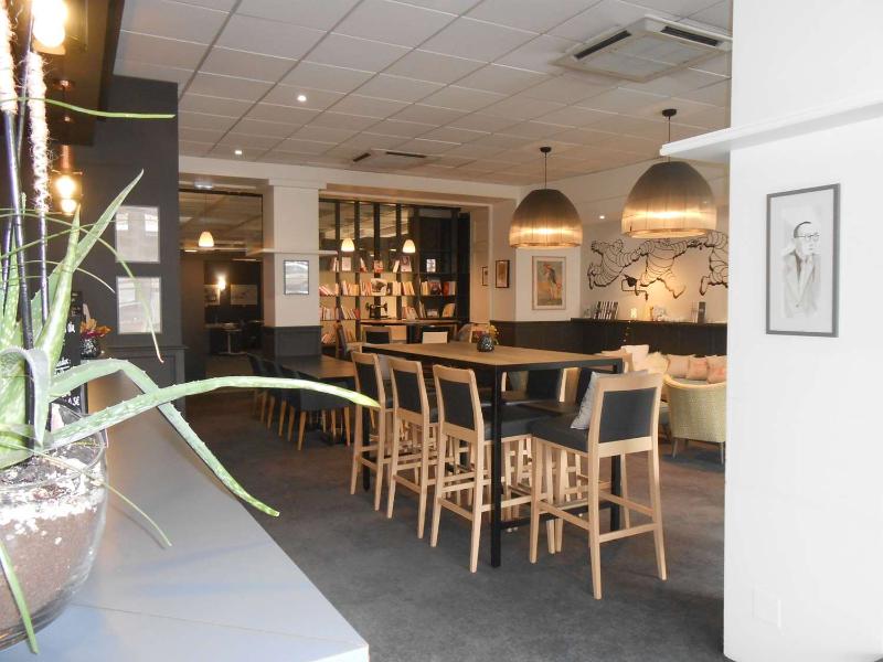 Hotel Litteraire Alexandre Vialatte, BW Signature - Bar