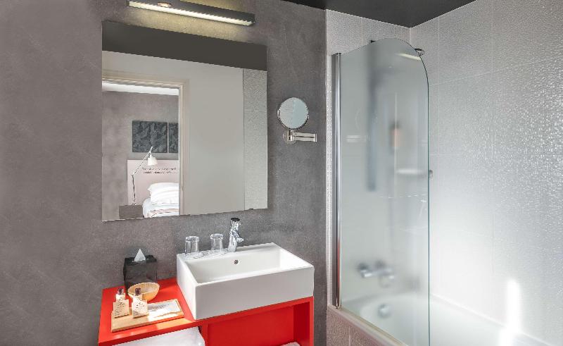 Hotel Litteraire Alexandre Vialatte, BW Signature - Oda