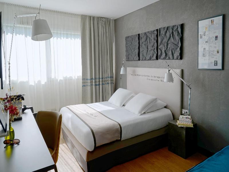 Hotel Litteraire Alexandre Vialatte, BW Signature - Oda