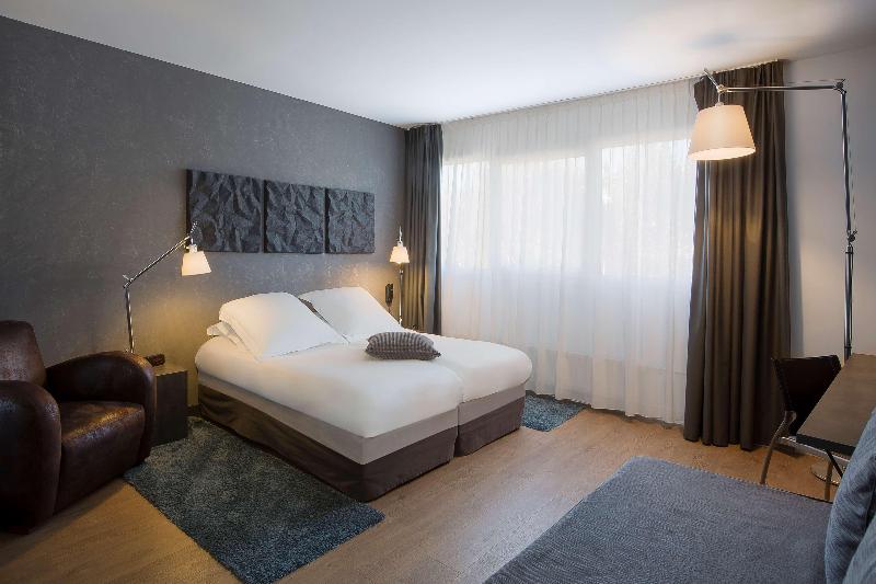 Hotel Litteraire Alexandre Vialatte, BW Signature - Oda