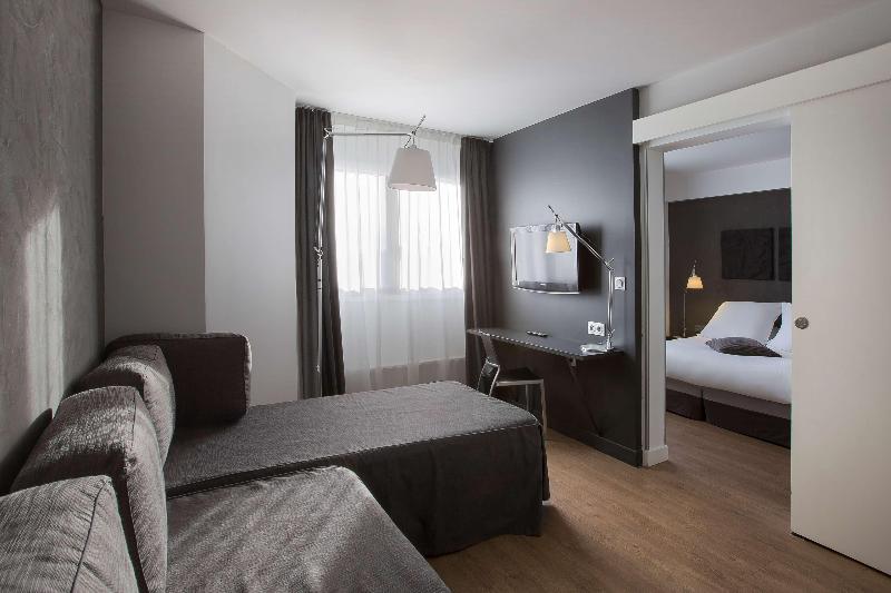Hotel Litteraire Alexandre Vialatte, BW Signature - Oda