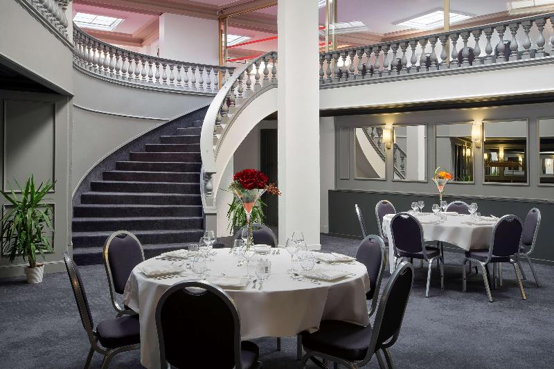 Hotel Litteraire Alexandre Vialatte, BW Signature - Restoran