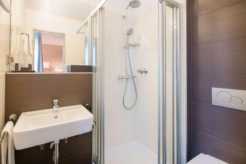 Best Western Hotel Airport Dusseldorf - Ratingen - Genel