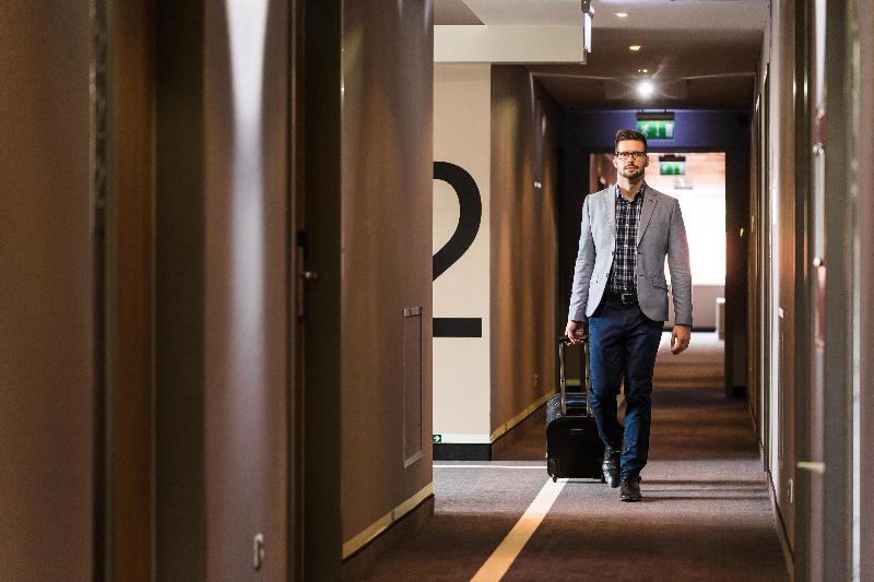 BEST WESTERN PLUS Lakeside Hotel - Lobi