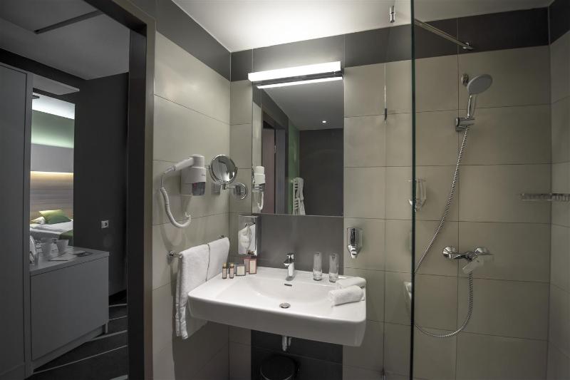 BEST WESTERN PLUS Lakeside Hotel - Oda