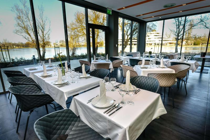 BEST WESTERN PLUS Lakeside Hotel - Restoran