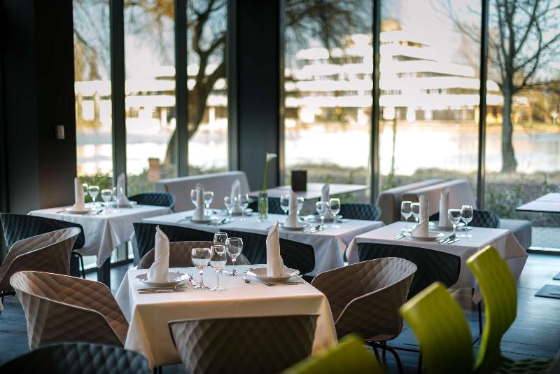 BEST WESTERN PLUS Lakeside Hotel - Restoran