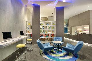 Holiday Inn Express Jakarta Wahid Hasyim fotoÄŸrafÄ±