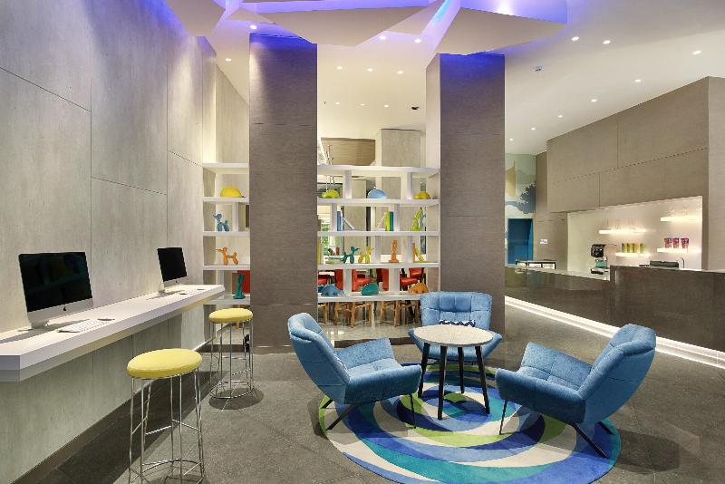 Holiday Inn Express Jakarta Wahid Hasyim - Genel