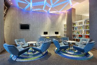 Holiday Inn Express Jakarta Wahid Hasyim fotoÄŸrafÄ±